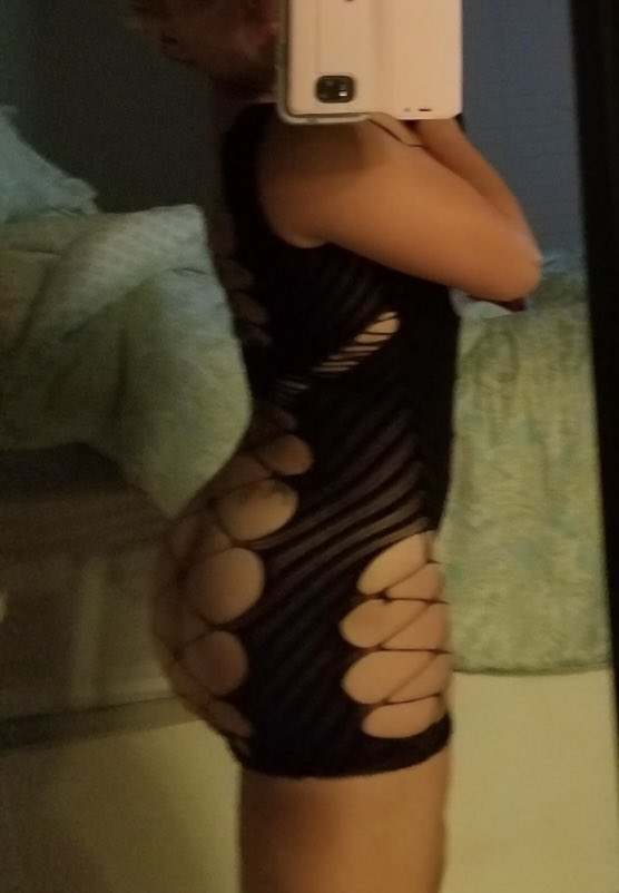 daddyissues0001's tweet photo. Do you want to see fireworks 🎆 https://t.co/nv29tnGvaH