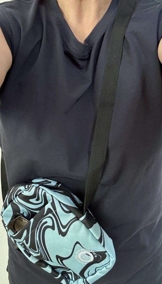 YogaWares's tweet photo. Todayโs outfit was complimented by the strap pouch sold from
https://t.co/M1Xxn9Lcsd
#raceday is everyday #F1 #FormulaOne #fastcars https://t.co/kD40D9BIDH