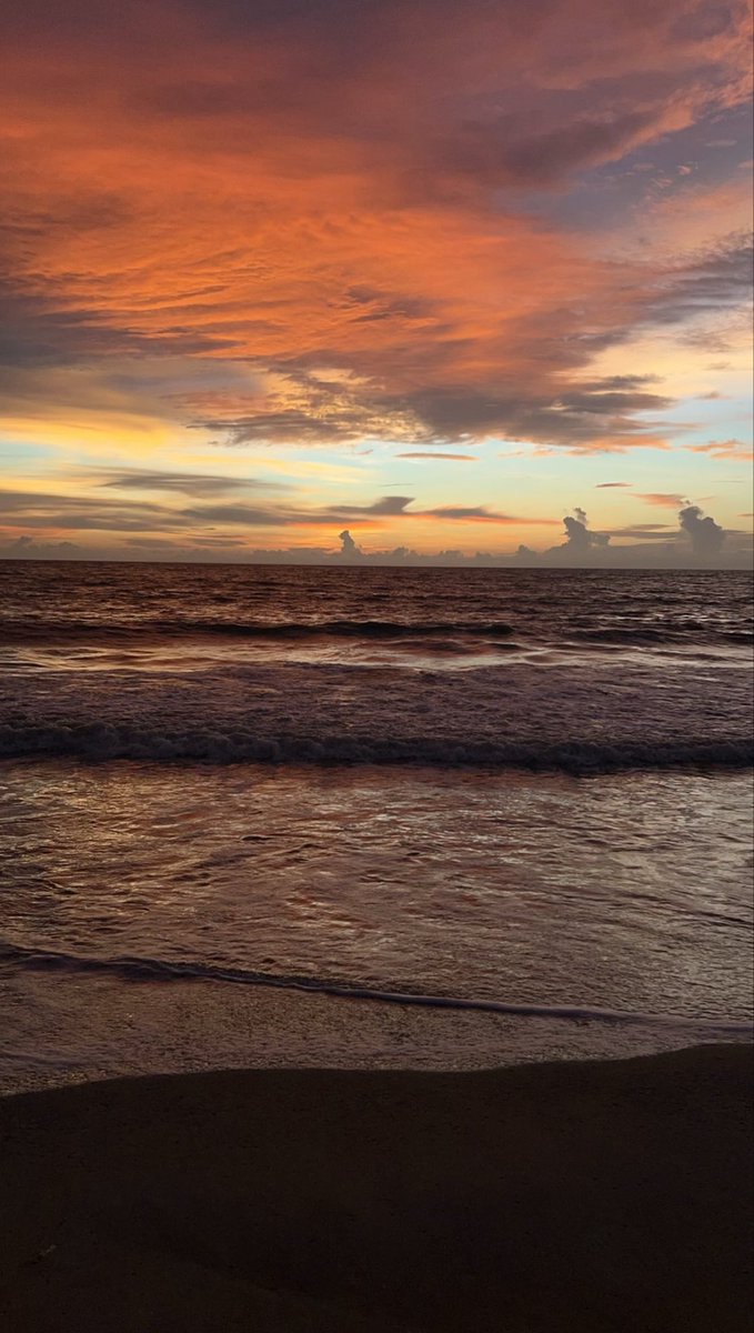 TradeWithShivi's tweet photo. Good morning Champs! ☀️

Discipline today creates success tomorrow. Stay patient, trust your plan, and keep showing up.

#GoodMorning #Trading #XAUUSD #forex https://t.co/zuZ1btKD97