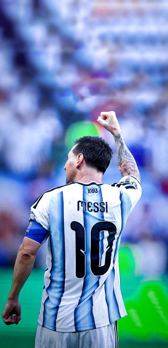 t__77l's tweet photo. 4k Lionel Messi🩵🐐✨🤴🇦🇷

#Wallpapers || #FIFAWorldC 
|| #خلفيات || #Argentina || #Messi https://t.co/LYZZqsGhgB