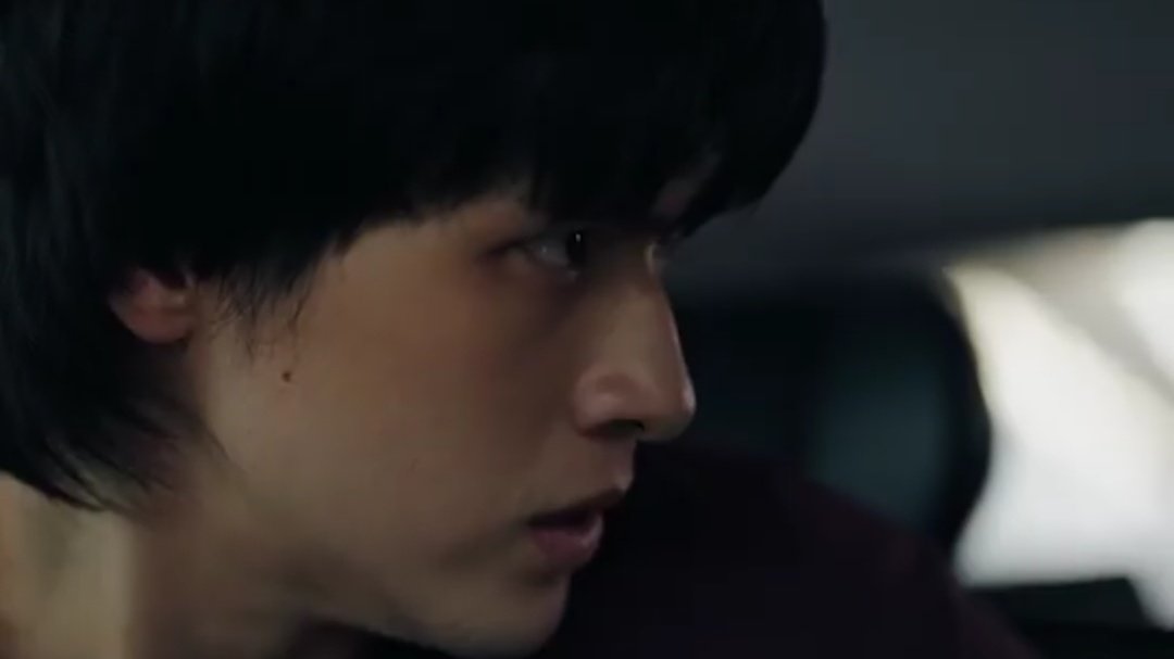 milkwithbiscuit's tweet photo. just niran and saint showing their fiercest side and their INSANE fighting skills whenever pete and shin are in danger: https://t.co/flXh79wmee