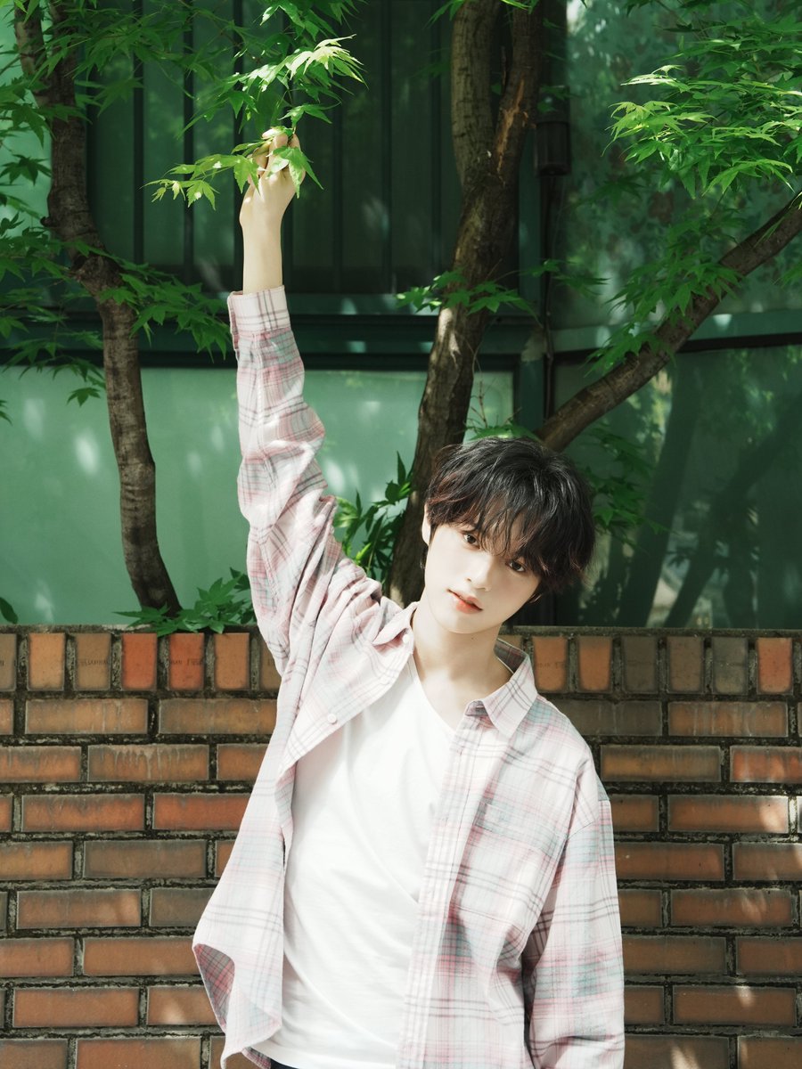 idntt_cosmo's tweet photo. idntt 아이덴티티 : itsnotover 
Mood Image

id18 leejooheon

#idntt #아이덴티티
#itsnotover
#이주헌 #leejooheon https://t.co/1n43LoThHA