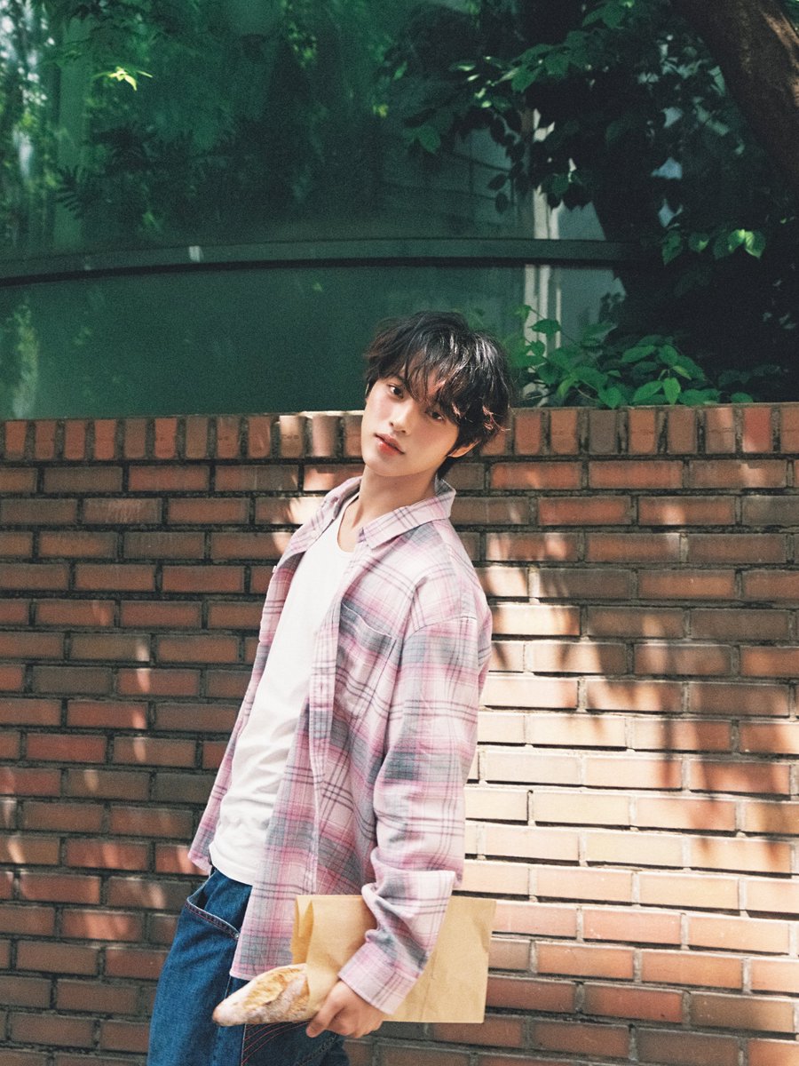 idntt_cosmo's tweet photo. idntt 아이덴티티 : itsnotover 
Mood Image

id18 leejooheon

#idntt #아이덴티티
#itsnotover
#이주헌 #leejooheon https://t.co/1n43LoThHA