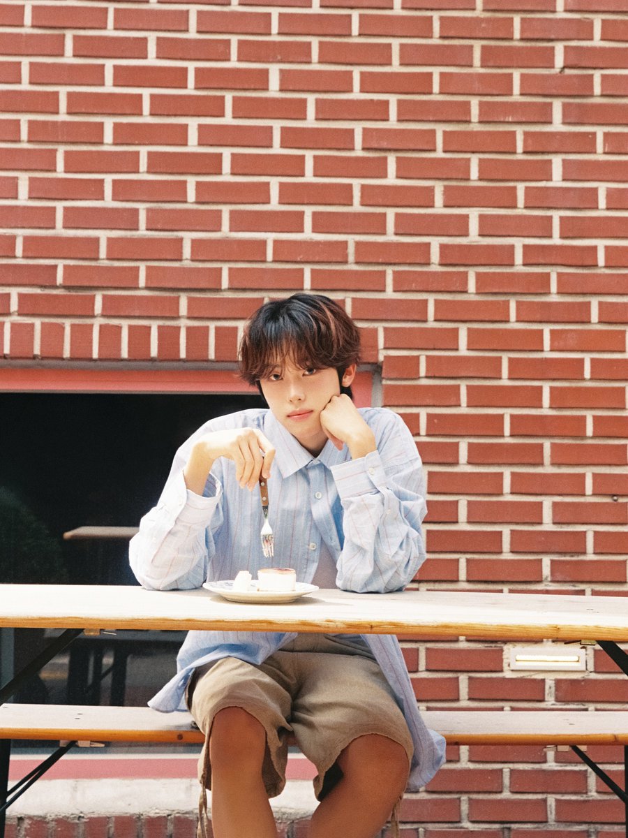 idntt_cosmo's tweet photo. idntt 아이덴티티 : itsnotover 
Mood Image

id19 yanggyungho

#idntt #아이덴티티
#itsnotover
#양경호 #yanggyungho https://t.co/cA2EaCaMoM