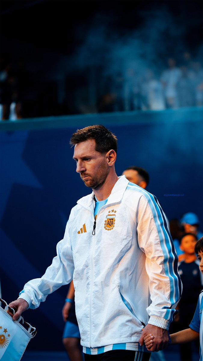 Hisham_Barcaa's tweet photo. Leo Messi 🔵⚪️
4K ✨ https://t.co/Hp92ZGWPAw