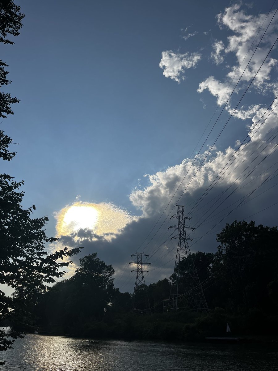 Rxgirl89's tweet photo. Storm coming in #July3rd 
#dockside https://t.co/14AyjdHnLM