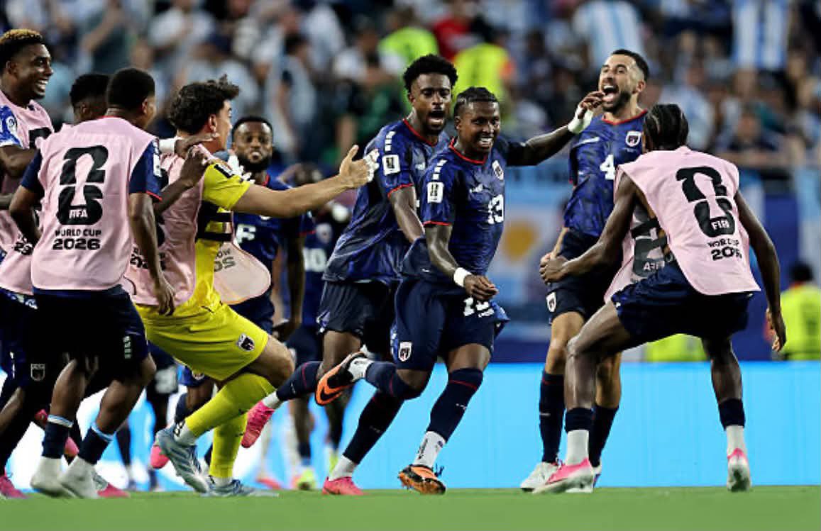 UtdMaI's tweet photo. They had no global superstars.

They had a 40-year-old keeper.

Their whole country has fewer people than some fanbases on X.

They were playing their first ever World Cup

And they still made Argentina look like they were begging for the final whistle.

Cape Verde, take a bow. ❤️