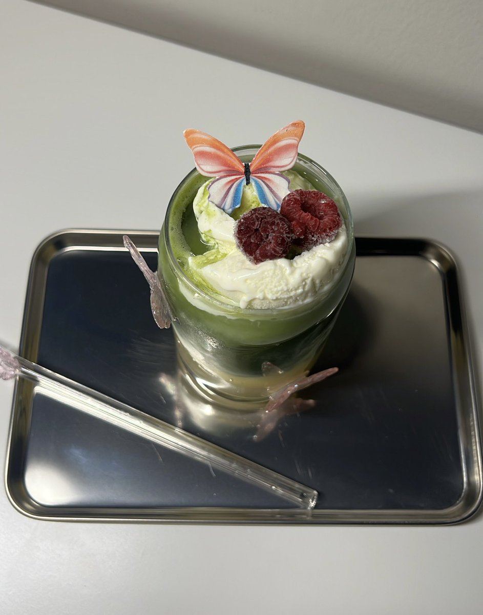 liou3_'s tweet photo. Mango Matcha 🥭🍵. https://t.co/bUB7RKTVCY