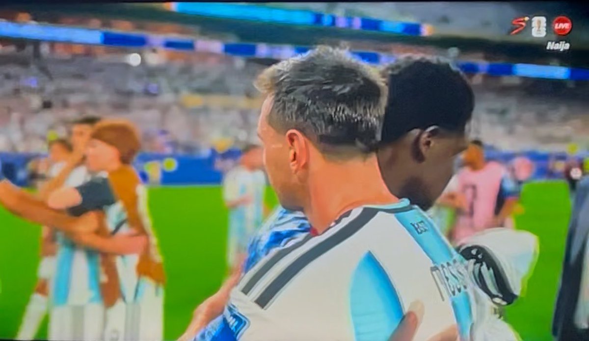 _andrew2220's tweet photo. @FabrizioRomano Legend 🐐 https://t.co/IMXN3S7DHo
