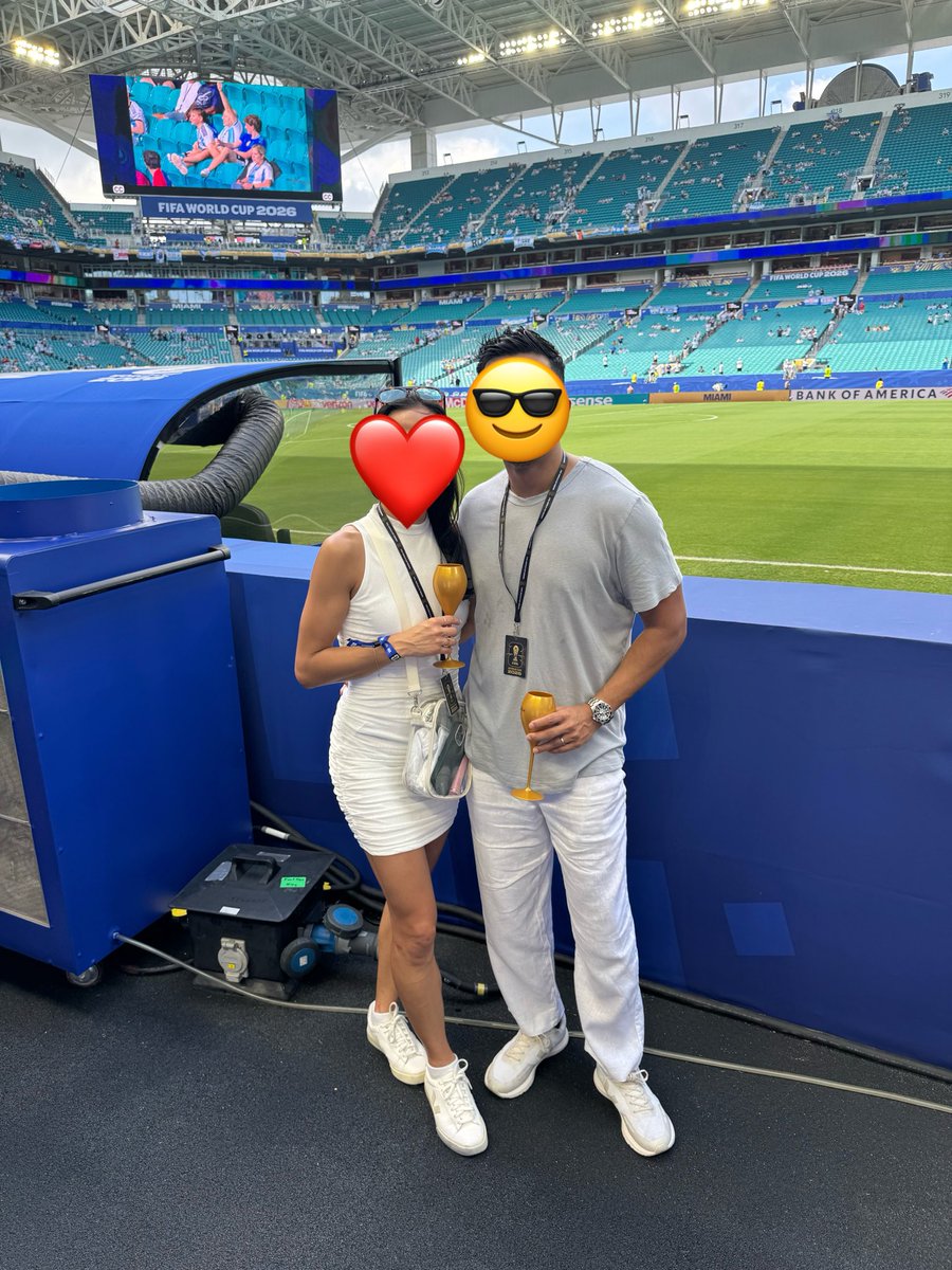 Bobby tweet media