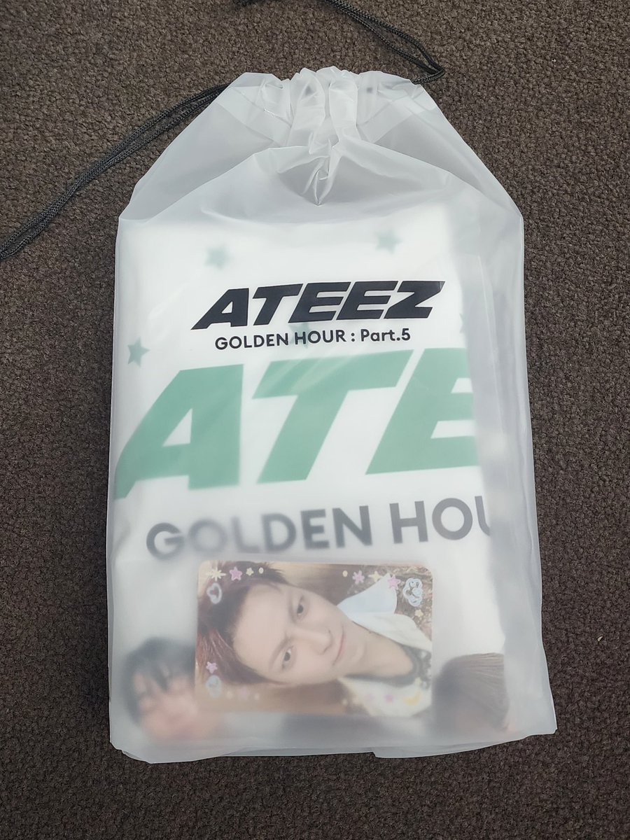cmy_c1's tweet photo. 에이티즈 배드 BAD 공방 키트 공방키트 양도
30.0

홍중 성화 윤호 여상 산 최산 민기 우영 종호
ateez hongjoong seonghwa yunho
yeosang San mingi wooyoung jongho broadcast poca pc photocard kit 공방 wts wtb 거래 판매 교환 분철 포카 ateezgoods
https://t.co/dzFoEcepCh https://t.co/gh7gwKEpkP