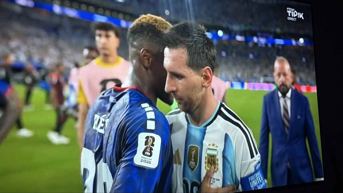 78Cesare's tweet photo. Lucky Argentina was with one feet out tonight …vs Caboverde 🇨🇻 that never give up 
A little island with Big dreams ! RESPECT @vozinha1 best keeper 💙🚀 #caboverde🇨🇻 #argentina🇦🇷 #worlcup2026 #vozinha #messi https://t.co/saSI2tefxC