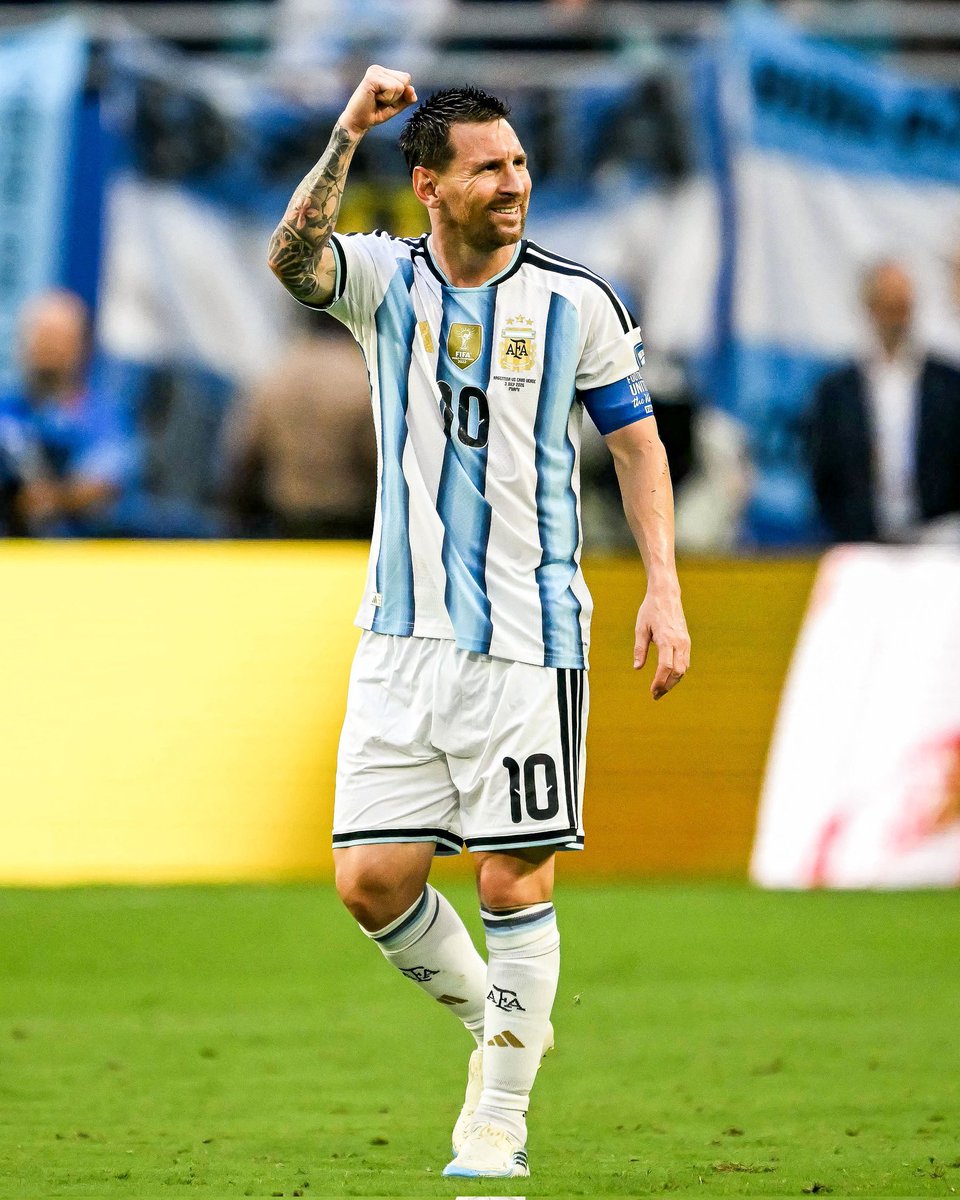 paschalodo69's tweet photo. And people still try to argue he’s just a goalscorer. The greatest playmaker and the greatest finisher to ever touch a football. Absolute madness. Congratulations 💙 Argentina Lionel Messi 💙💙 #LionelMessi https://t.co/P6J6aWF8oN