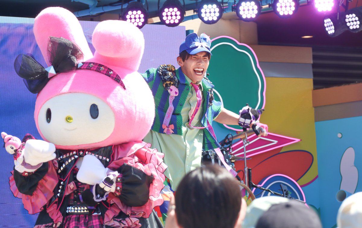 mocaru_'s tweet photo. 5/17 
クロミライブ~ Discover Me Discover U!!!~
O-kiny うのくん

弾けるスマイル🌟
#USJファン  #クロミライブ https://t.co/phdd510GLC