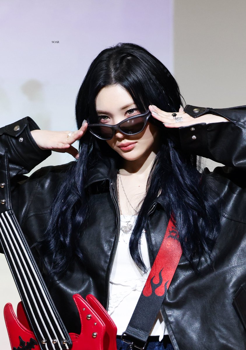 Soar_1203's tweet photo. 260703 Makestar Fansign

Rockstar⭐️

 #JUUN #주은
#Hearts2Hearts #하츠투하츠 https://t.co/9OqLpJ847n