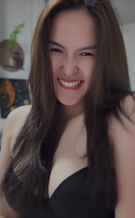 ChalluriC's tweet photo. กดไลก์รัวๆ เดี๋ยวมีของดี 🥴 😭🤍 https://t.co/5KAbTsw0Vz