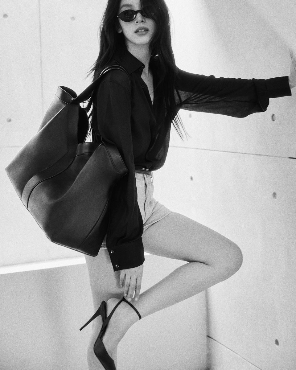 leoskynya's tweet photo. ตัวแม่ของจริง 🔥
nycha😭

#Nychaa #ณิชา https://t.co/G6OcG2dPYv
