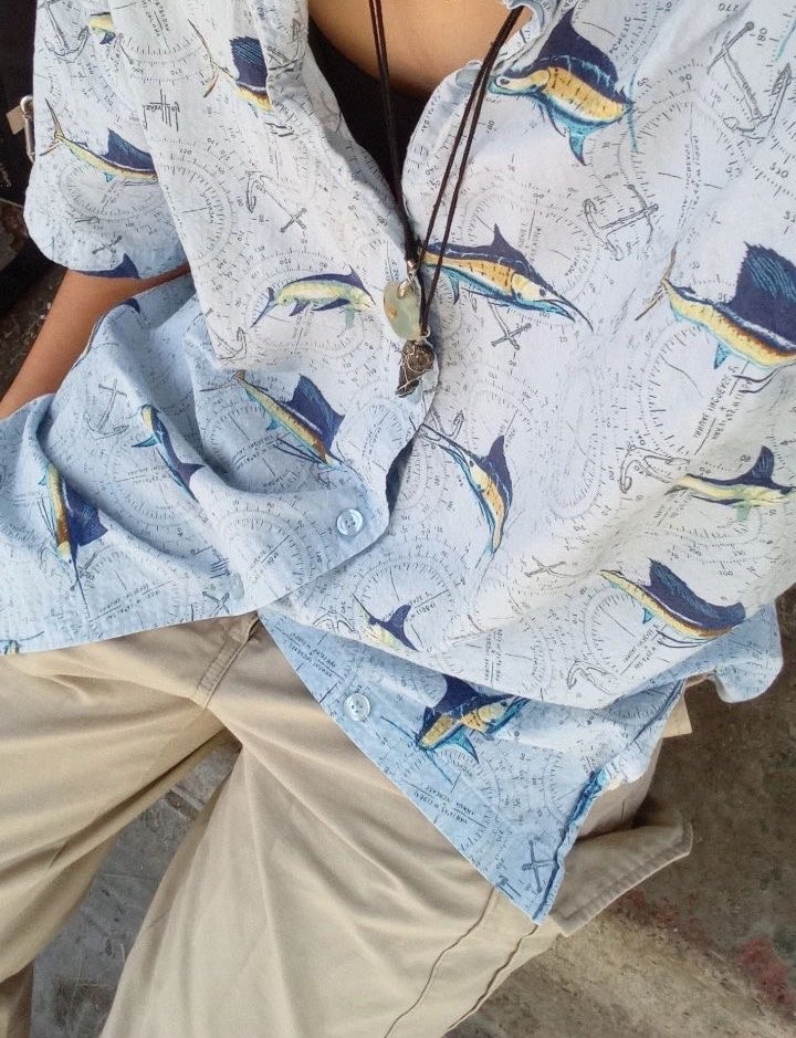 toziest's tweet photo. Teacher emailed me to meet at her desk, do we think we think this shirt will make her less likely to tell me I’ve been kicked out of the class? https://t.co/y6KvvgtImZ