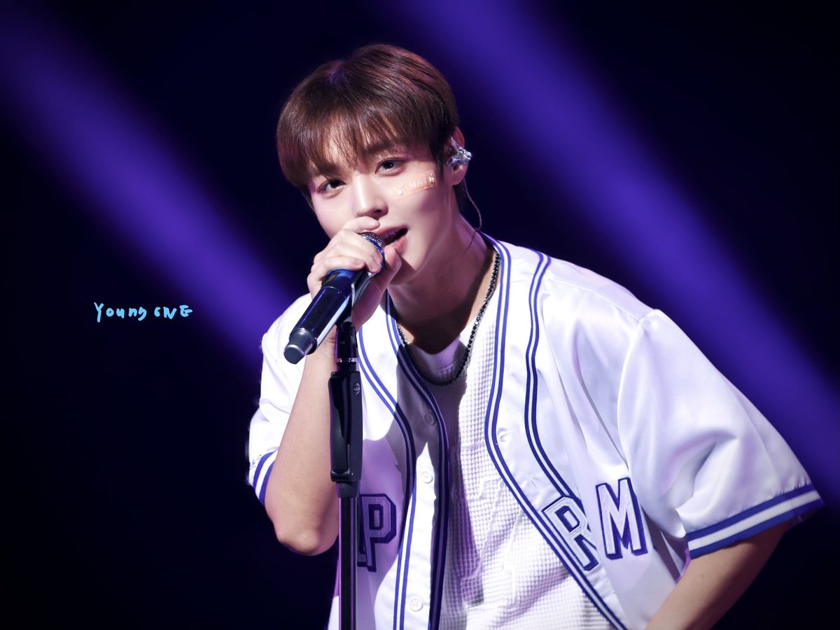 jjeom07's tweet photo. 두고두고 회자될 박지훈 2025년 전설의 라인업

4월 씨네21
5월 에스콰이어
7월 [OPENING] 팬미팅
9월 시터 https://t.co/yfy4MzT492
