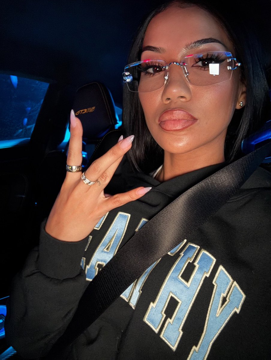 wavecheckers's tweet photo. Jhené Aiko💙 https://t.co/wgbdzuv5rR