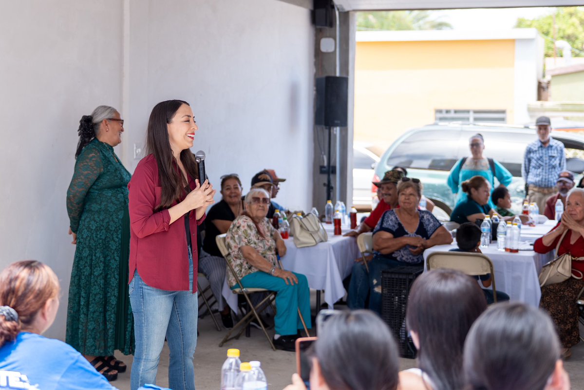 JulietaRamirezP's tweet photo. Desde Los Algodones, el punto más al norte de nuestro país, seguimos caminando Baja California.

Qué gusto convivir con una comunidad que representa tan bien la fuerza, el trabajo y la calidez de nuestra frontera. https://t.co/E2xtQbwvgy