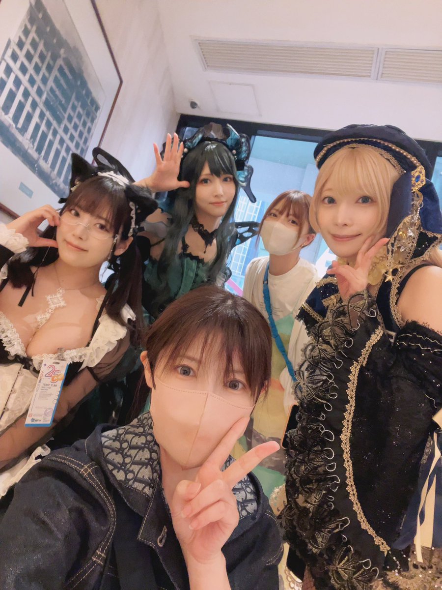 3104hanaguchi's tweet photo. 香港に来てるよ٩(ˊᗜˋ*)و
Uberのドライバーさんも、ホテルの人も、イベントスタッフも、ご飯屋さんも、みんな優しくてめっちゃ嬉しい☺️ https://t.co/7Qb2ECmXM7