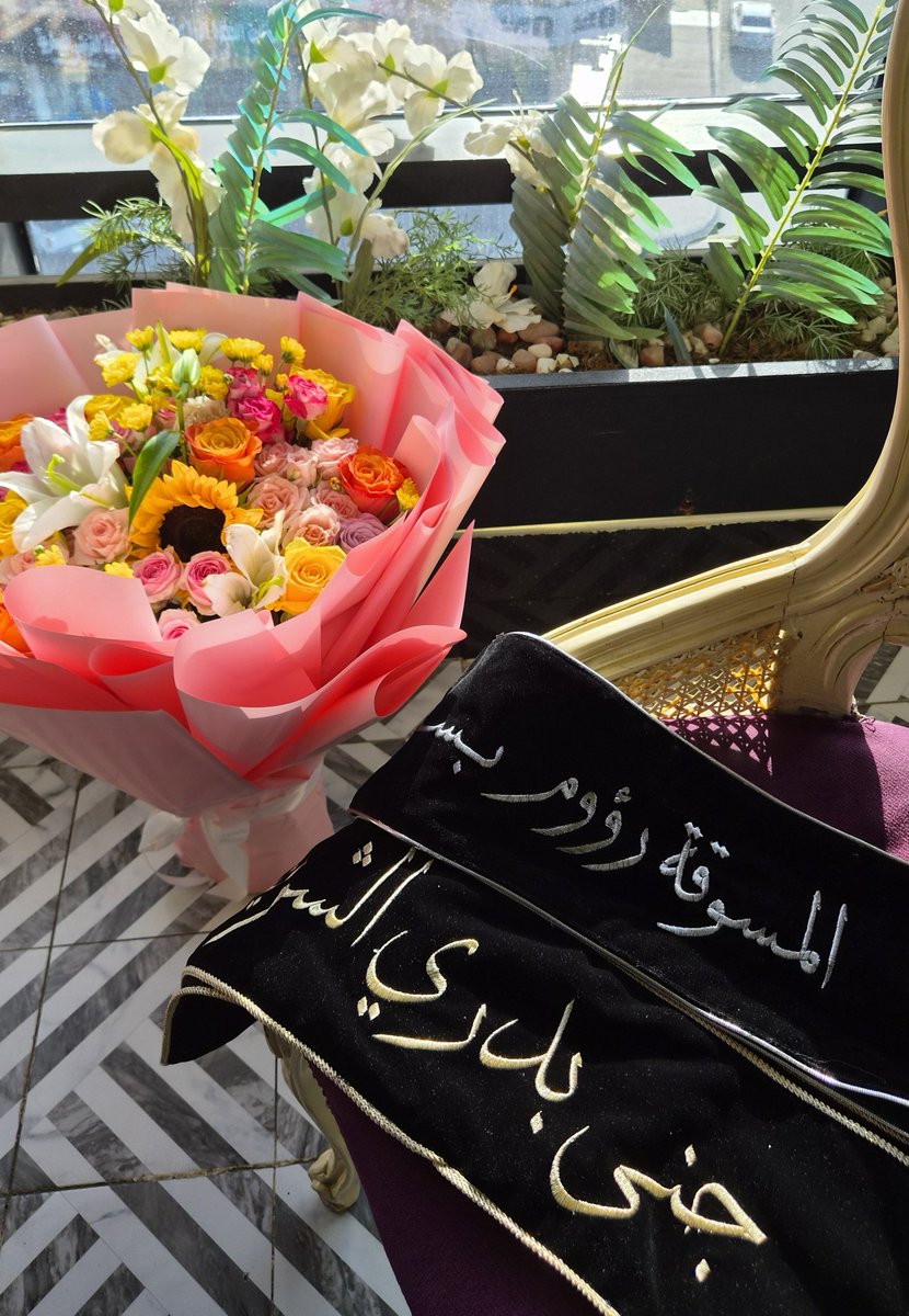 rb20_04's tweet photo. قد كنتُ أرجو في حياتي زهرة ..
و اليوم ! قلبي بالحقول مليئ .🌷🩵
جنو 🥺🩵🩵 https://t.co/1Ek4Ybduk6
