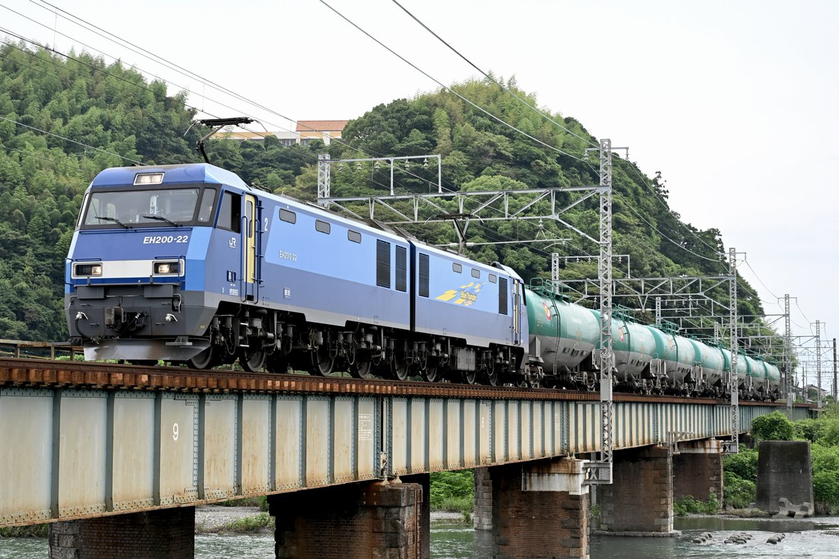 shizu146sisu's tweet photo. 2026.7.4
9863レ EH200-22
東海道本線石油輸送訓練

地元でH級の機関車が先頭の列車を撮る日が来るなんて、、、 https://t.co/oKnJKDxmGv