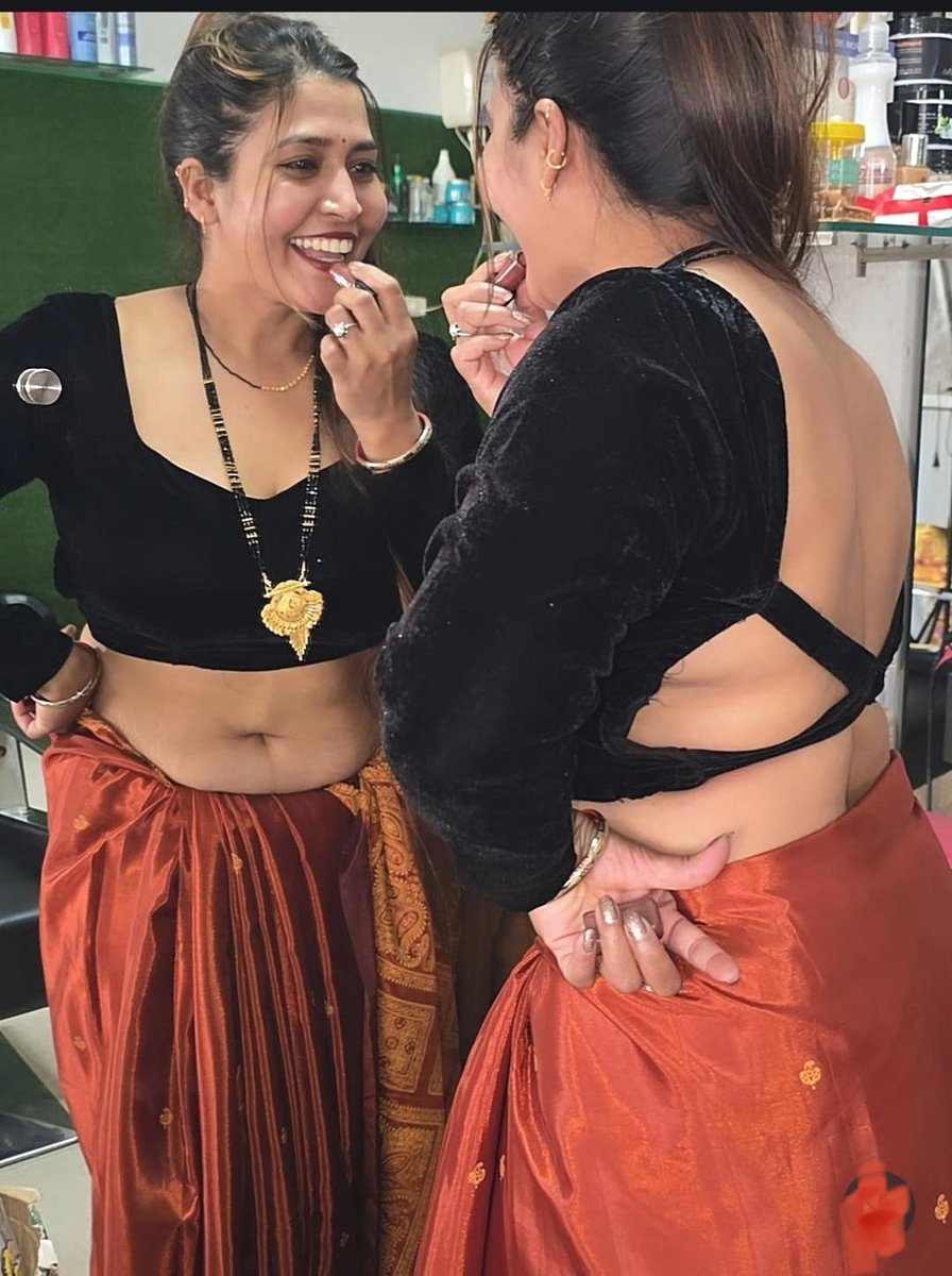 viralgirlsuhila's tweet photo. मेरा आज का न्यू लुक कैसी लग रही हूं आप सब लोगों को कमेंट में बताओ https://t.co/7da7Atus75