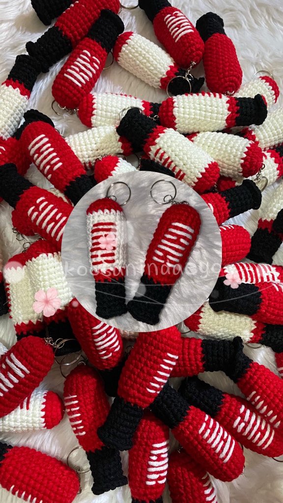 koosanindaeyo's tweet photo. FREEBIES READY!!!!
See you tomorrow iKONICS!!!

#iKONinManila 
#iKONFoureverinManila
#아이콘 https://t.co/WdjTn4iHF2
