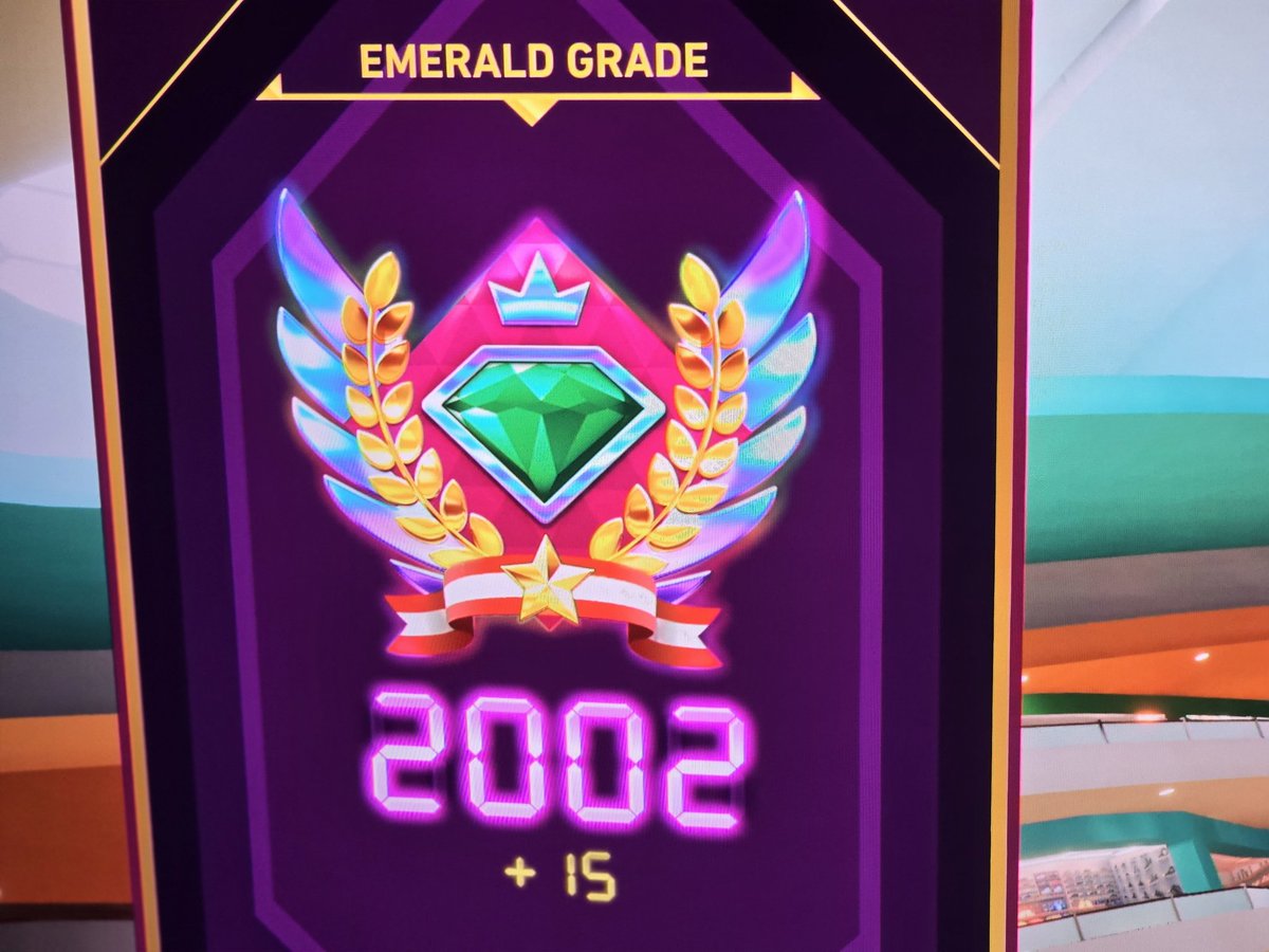 2ndLaggy's tweet photo. Oh and i got this too. Ggs! Gonna be taking a break  then get back on grjnd getting top 100 💪 https://t.co/O4CO6e6D56