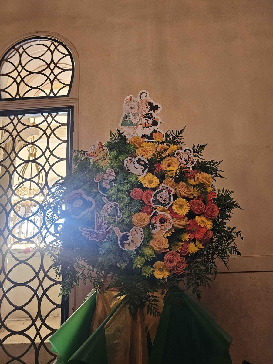 madsjustmad's tweet photo. Happy to be a part of the team for the Autofister flower stand for Serendipity!!
#HoloSerendipity #autofister #rkggk #immergination https://t.co/lnxHH88XsR
