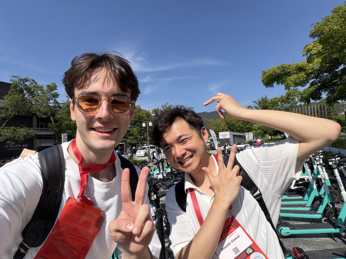matteobagagem's tweet photo. #ivs was the place the meet great and amazing people ✨

Had so much fun with you guys !! https://t.co/8UZhdZ798A
