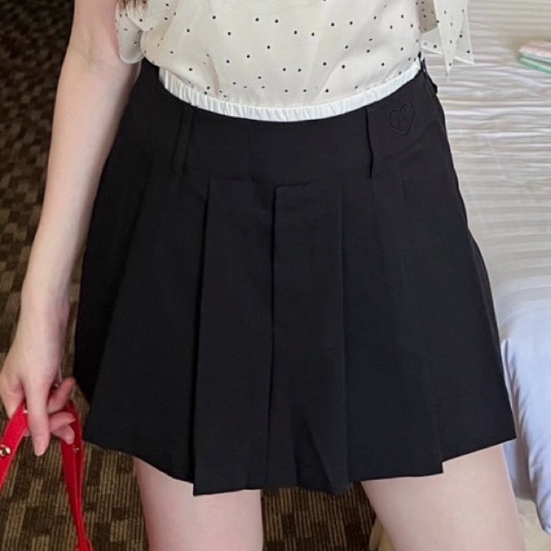 _kimdyismine9's tweet photo. ส่งต่อ กระโปรง cintage L สีดำ ใหม่ ไม่มีตำหนิ

💖 230 รวมส่ง 

#ส่งต่อเสื้อผ้า #ส่งต่อเสื้อผ้ามือสอง #ส่งต่อcintage #ส่งต่อstylist #เสื้อผ้ามือสอง #ส่งต่อvgh #ส่งต่อduex #โล๊ะตู้ https://t.co/4qkPsn6mDT