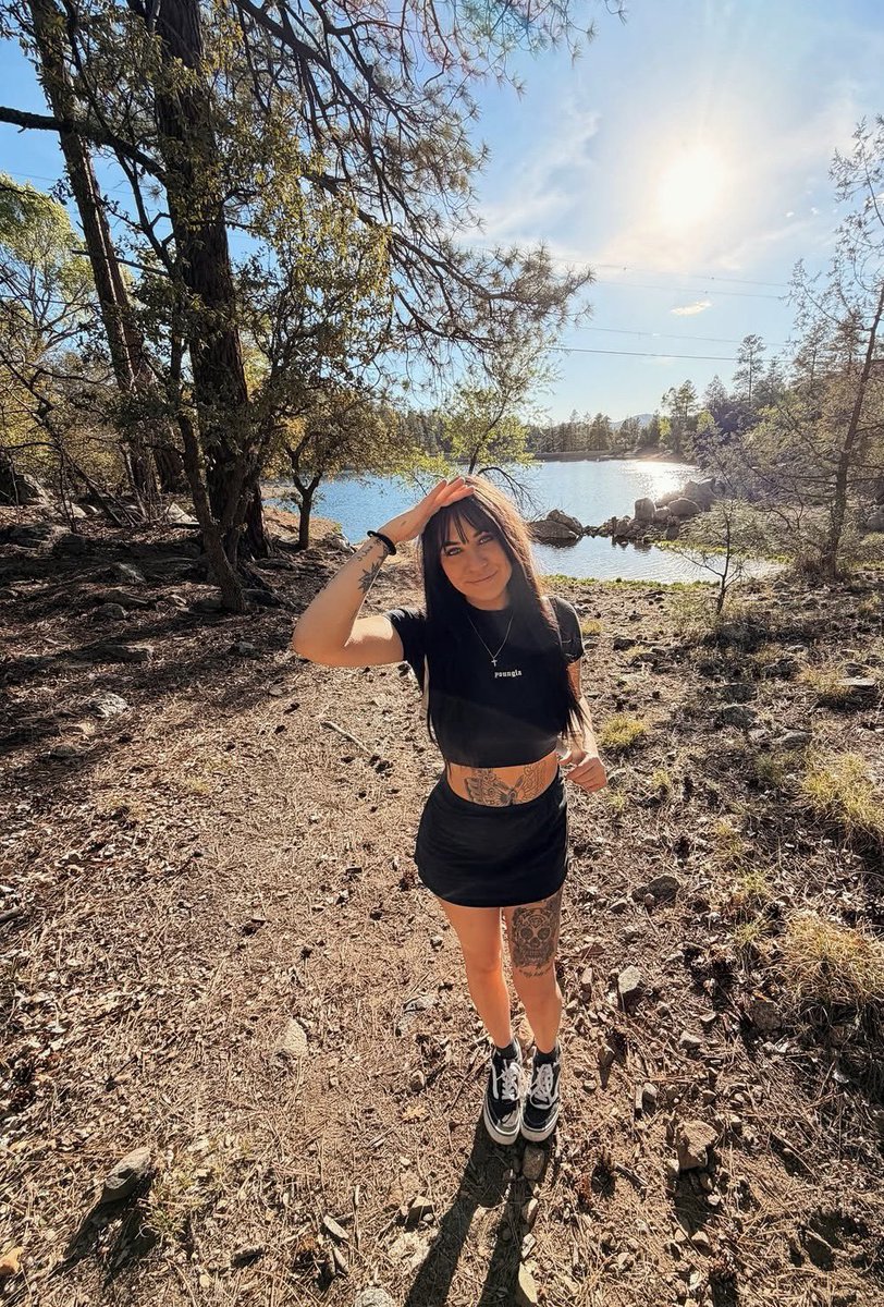 ashleyrayyyyy's tweet photo. Love myself 🥳 https://t.co/X5AcQmjBmN