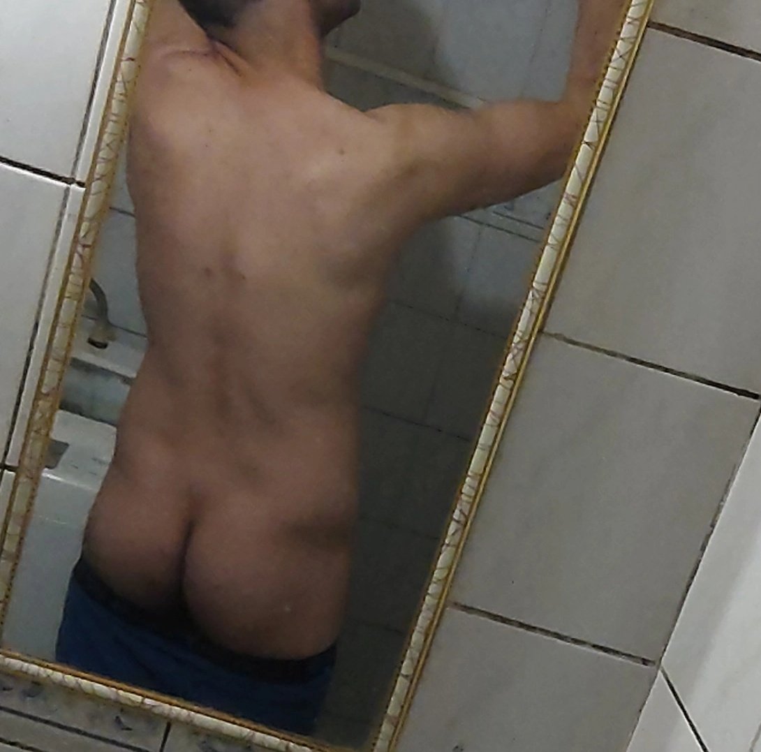 Zeta33_'s tweet photo. Dónde está la gente de puerto Montt? 😏 🍑🍆💦 #gaylatino #gaychile #gay #gayboy #boysex #sexlatino #gaychileno #encuentrosgays https://t.co/8RAcCzFaPb
