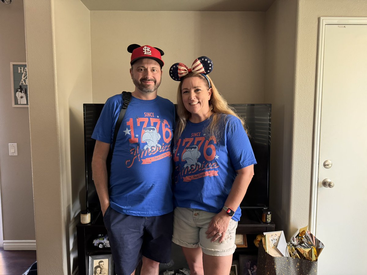 jpunplugged's tweet photo. Ready for some Disneyland nighttime fun! Happy 250 everyone 🇺🇸 https://t.co/zlmxfmydJe