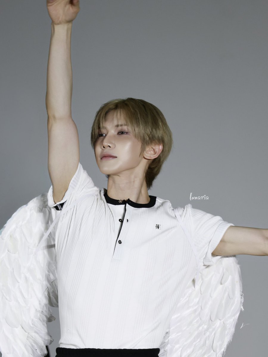 Lunaria_atz's tweet photo. 260704 천사
#ATEEZ #YEOSANG #여상 #에이티즈 https://t.co/TI8Nwr8HAI