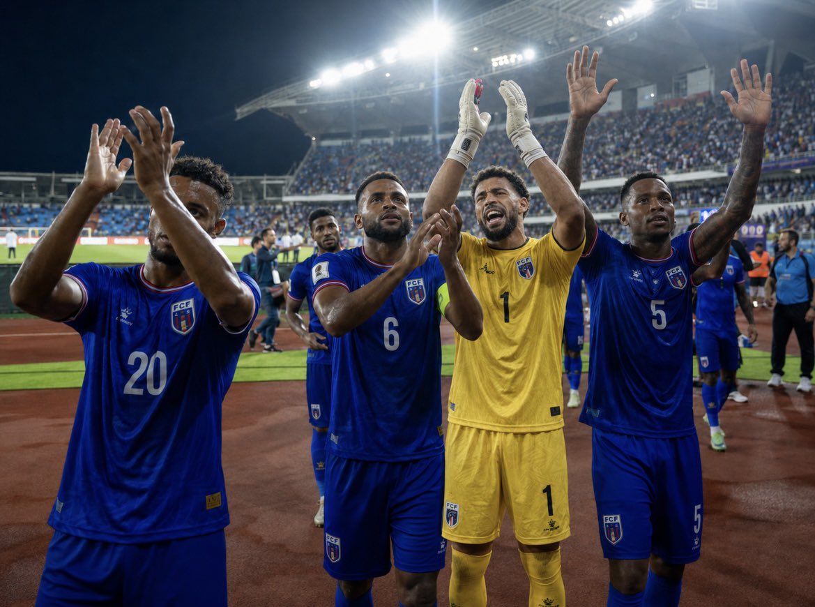 jimmyjairala's tweet photo. #PLEGARIA: 
Dios mío: 
Dale a la Tri la mitad de los huevos que le puso Cabo Verde a Argentina. 
La humildad, la disciplina y la convicción te las pido otro día.
Amén https://t.co/AB31GaEmvP