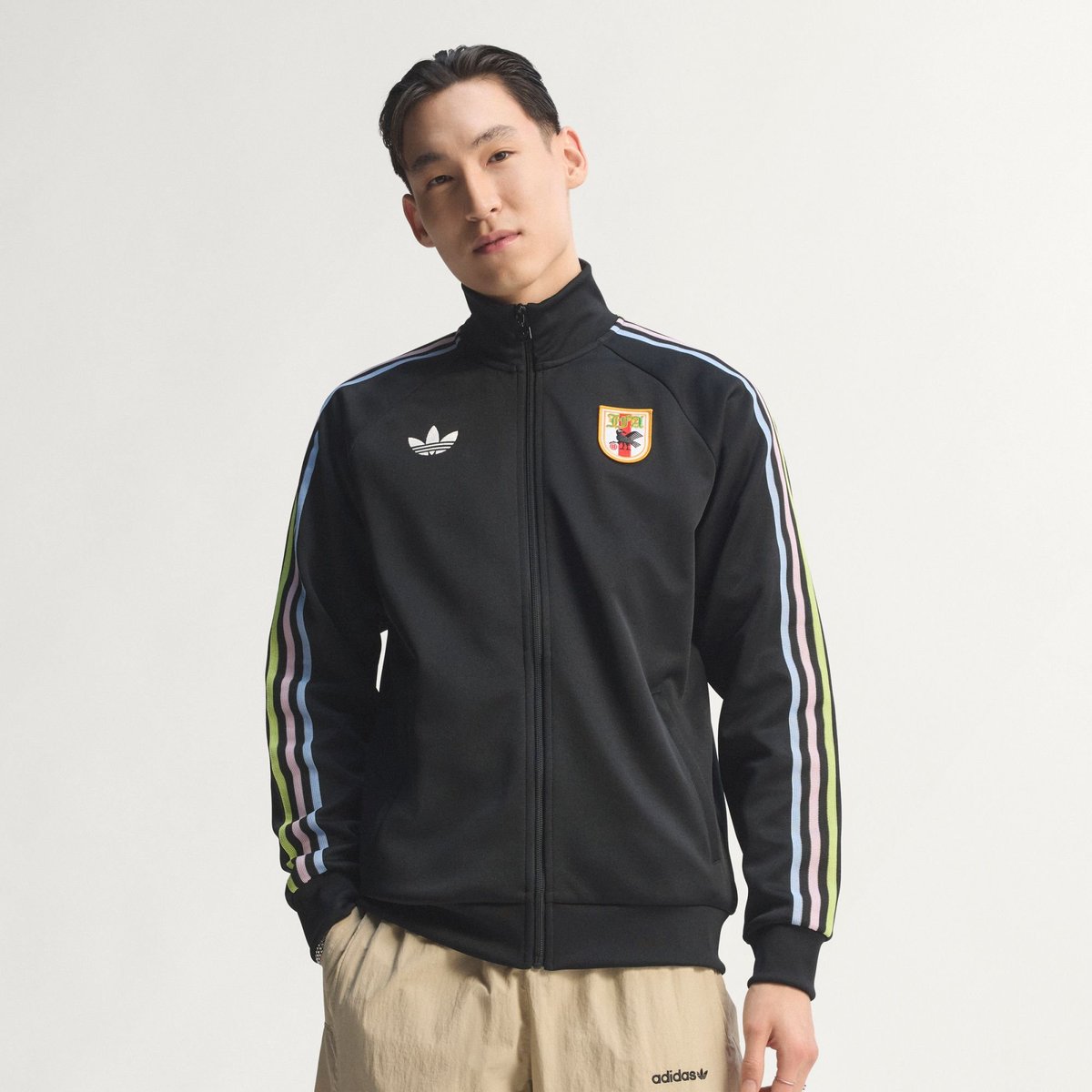 adidasalerts's tweet photo. 65% OFF on adidas US.
adidas Japan Originals Apparel.
🏷️ Use promo code SAVE in cart
🔗 https://t.co/7gAz6oZkzQ  ad

• Jacket: Retail $110 — Now $38
• Pants: Retail $90 — Now $31
• Shorts: Retail $55 — Now $19 https://t.co/OfnKTa19SG
