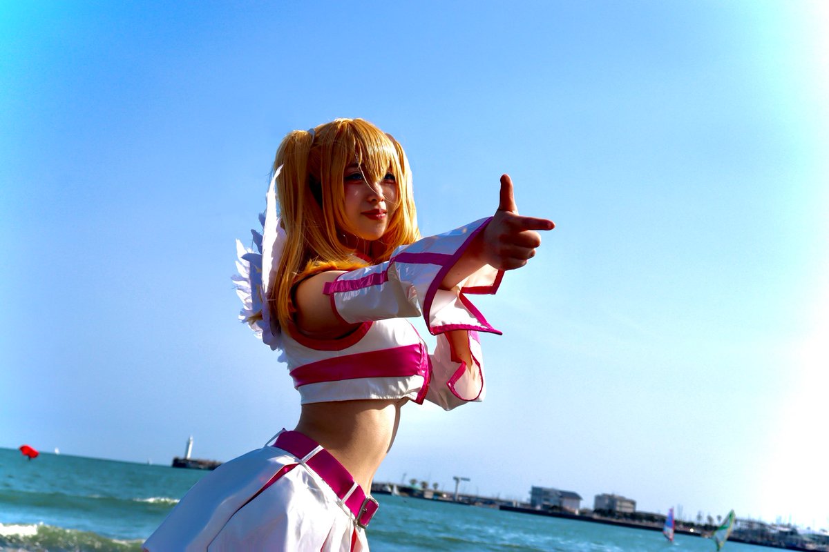 Rasyu_10's tweet photo. 初めてちゃんと加工してみた！！
ガチでお絵描きしてるみたいだったww

 #コスプレ  #Cosplay  #にごりり #にごリリ  #天乃リリサ  #リリエル

👈加工前　　　　👉加工後 https://t.co/RwjAUAZ9oO