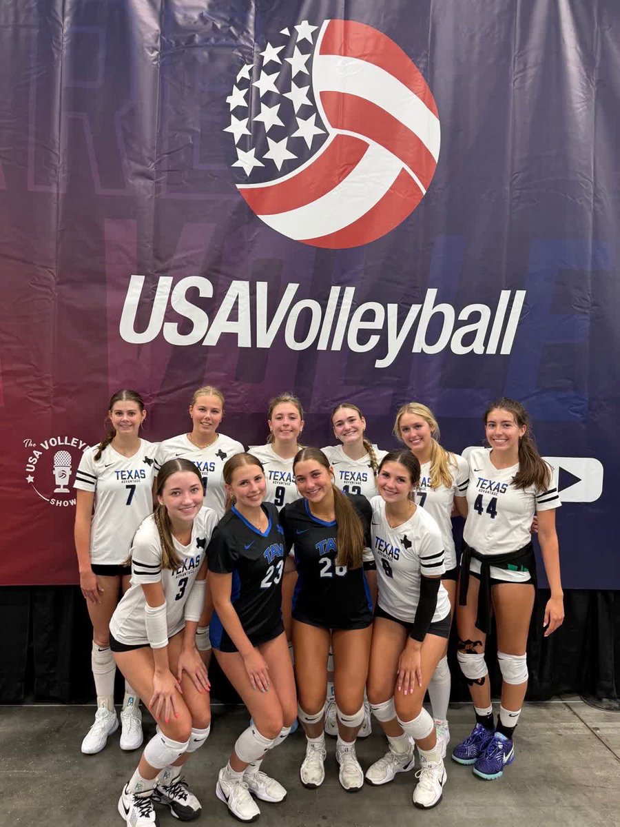TAVVolleyball's tweet photo. Shout-out to #TAV17Blue for taking 3rd in the GJNC 17 USA Bronze Bracket!#GoTAV https://t.co/UOzLSNv5rd