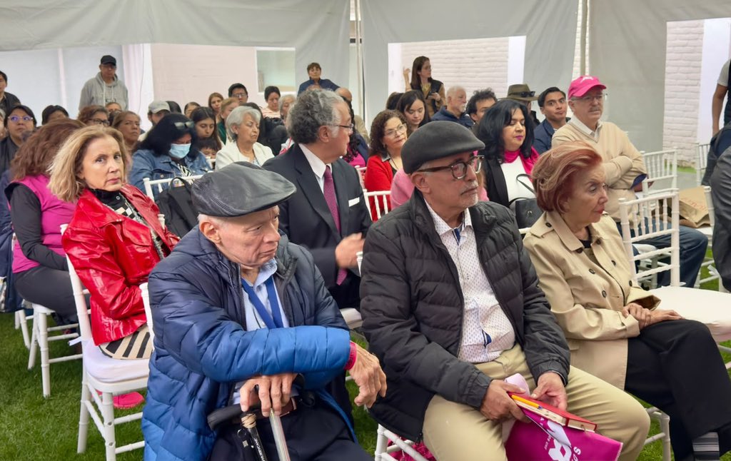 SomosMxMexico's tweet photo. ✅ Instalado el Comité de Somos MX en Miguel Hidalgo de la CDMX.
¡Seguimos avanzando! #LaFuerzaQueNosUne https://t.co/hRgn3IE8vL