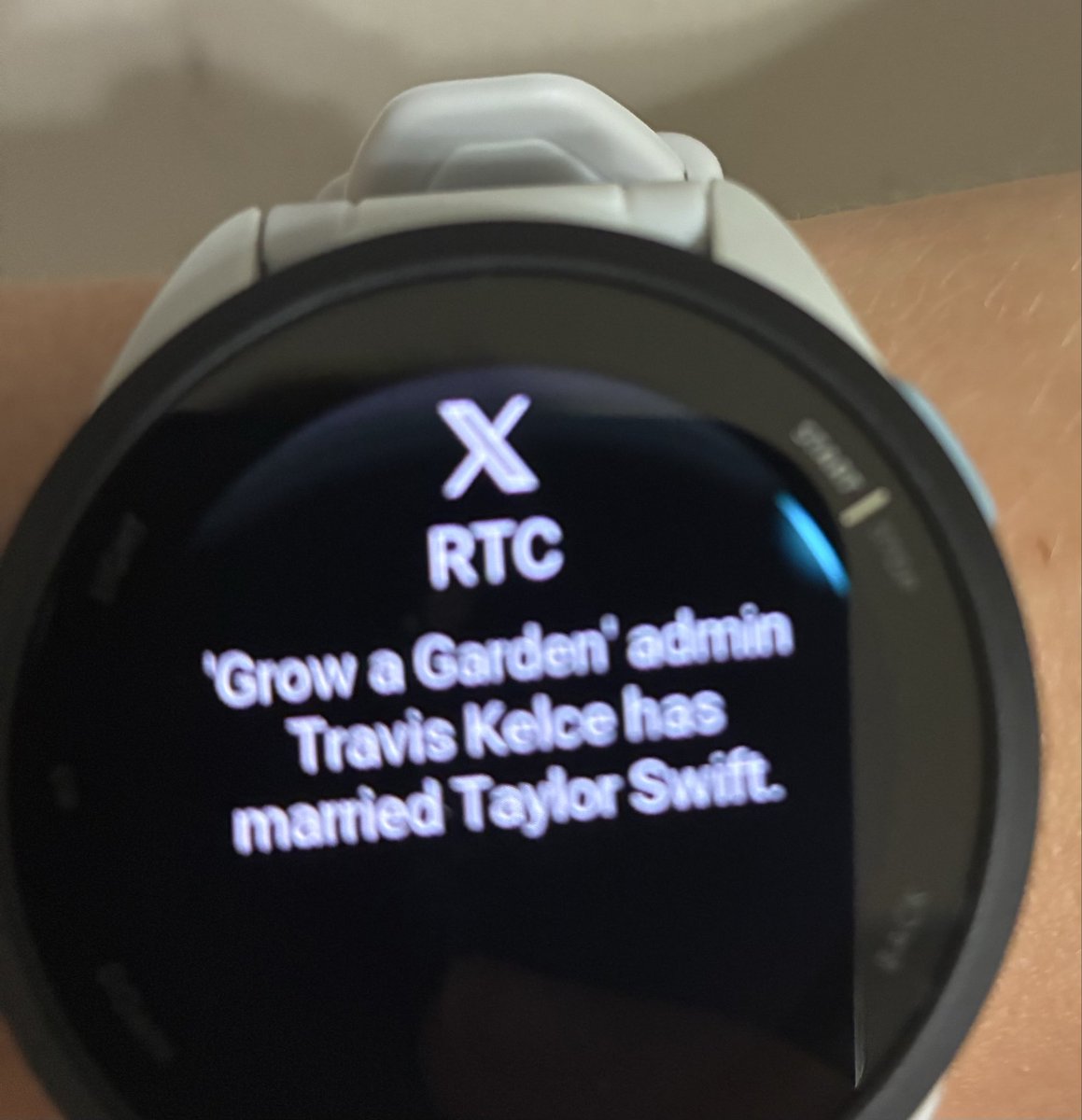 YachumForkKnife's tweet photo. @Roblox_RTC Worst notification I’ve ever gotten https://t.co/GiIY0CH8RU