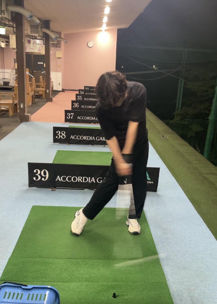 sosogolfmemo's tweet photo. 1枚目のハンドレイト気味なインパクトになってしまうのは
2枚目のアーリーリリースが原因で
3枚目のオーバートップがその原因で
4枚目が更にその原因？ https://t.co/LcDhNiJtMI