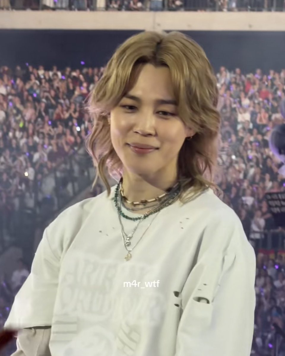 vjungist's tweet photo. the braided hair is iconic but let’s talk about wavy hair jimin https://t.co/dBQFL47ujr