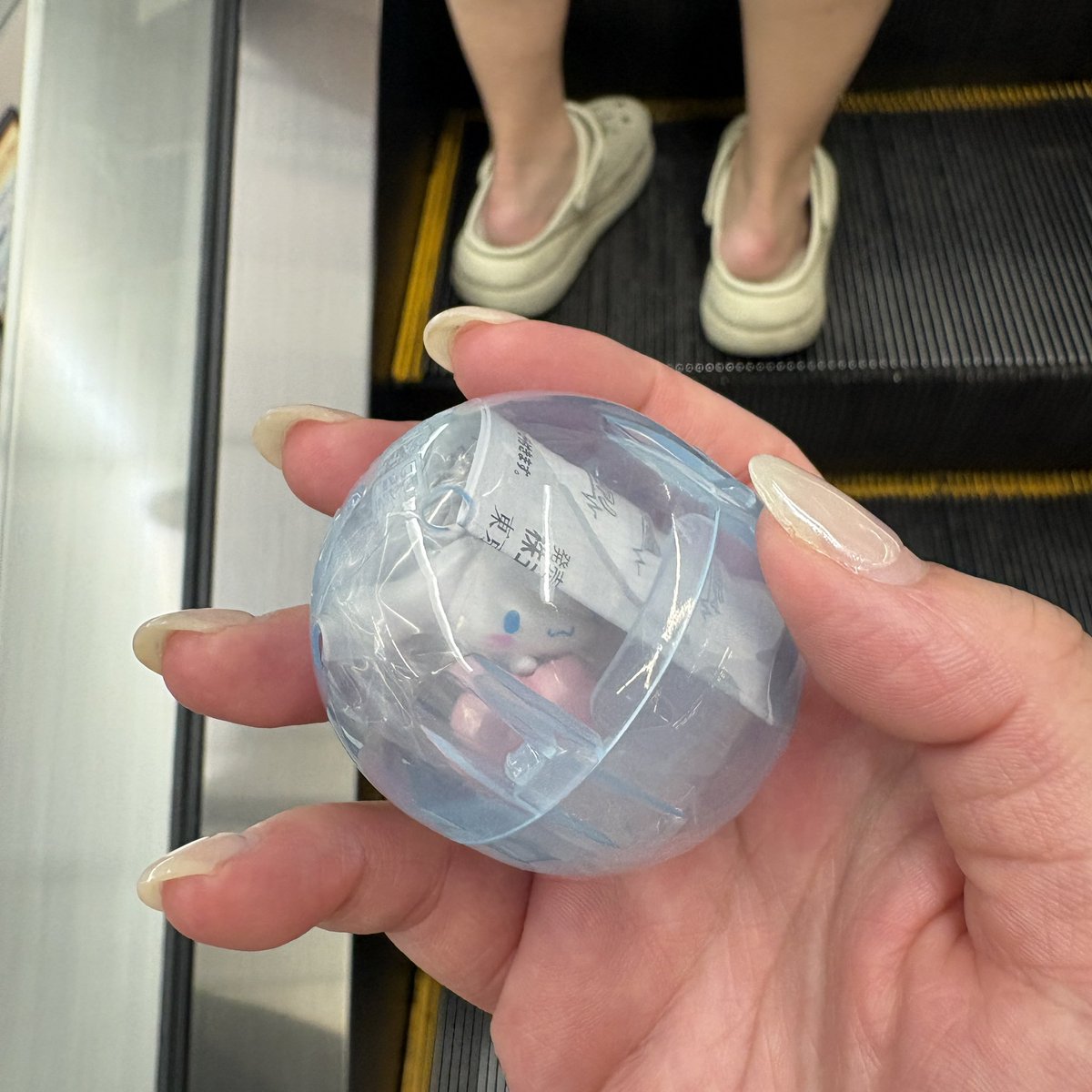 un67563's tweet photo. 【交換】サンリオキャラクターズ ナーススイングマスコット ガチャ

譲：シナモンロール(2個所持してます)

求：キティ　マイスウィートピアノ

シナモンが2つ出てしまったため交換先を探しております。
郵送にて交換希望です。
お気軽にお声がけください！よろしくお願いします！ https://t.co/hkcCAEg1Y4