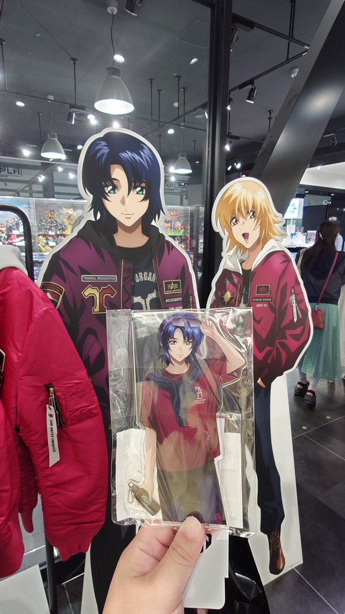 casteru03's tweet photo. 無事に購入できました！すごく嬉しいです🥰。...いまもうすぐアスカガの友人て一緒に遊ひ~🎉 https://t.co/czdYfLX71M