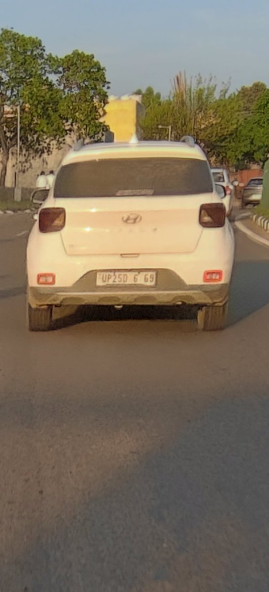 Princechahall's tweet photo. @ChdPol @ssputchandigarh Everyday I see such vehicles in Chandigarh - Zero visibility tinted Glass and manipulated Number plate. UP-25DA-6769 this is the original number of this vehicle. Please take strict action against such vehicles Sir. https://t.co/NmR3vBlP5y