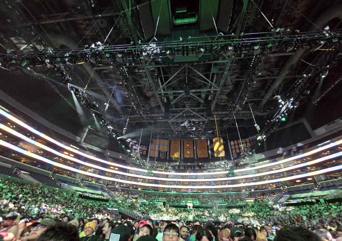 blangkoh's tweet photo. CRYPTO ARENA I AM IN YOU https://t.co/h4muDxnwOl